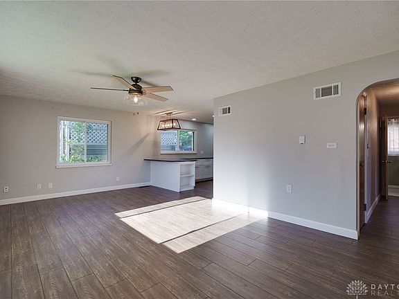4th image of 1313 Phillips Ave