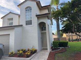 17021 NW 10th St, Pembroke Pines, FL 33028