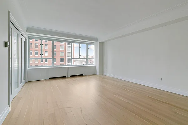 Rented by Level Group | media 4