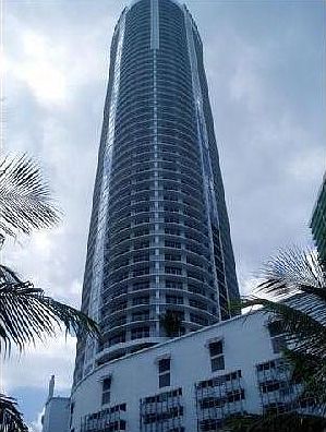 2nd image of 1750 N Bayshore Dr APT 4413A
