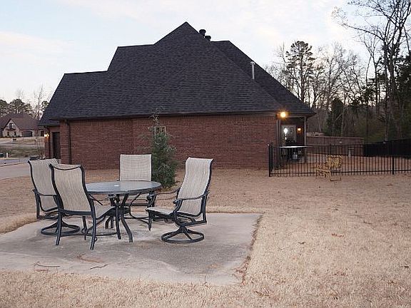 Over-sized lot, for friends