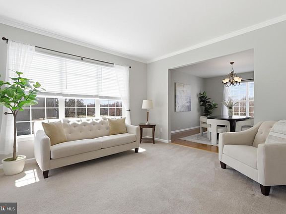 4th image of 105 Preston Rd