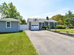 103 Fessenden St, Newton, MA 02460