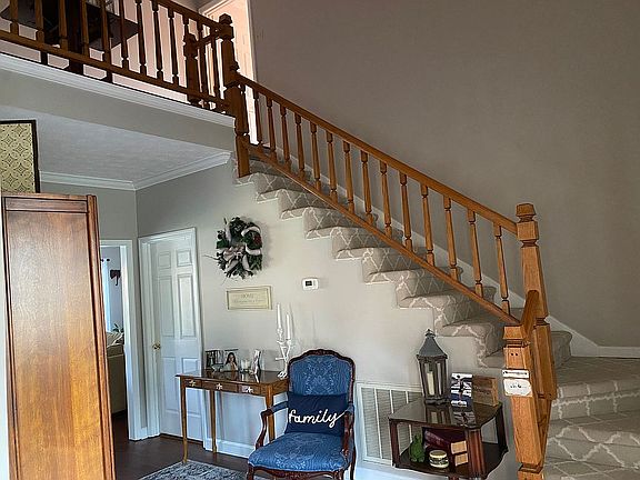 4th image of 12116 Broadwood Dr