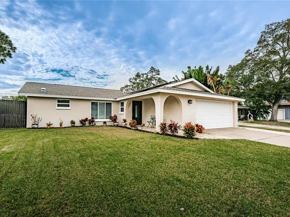 11994 107th Ct, Seminole, FL 33778