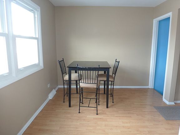 5th image of 445 Duck Ln #445
