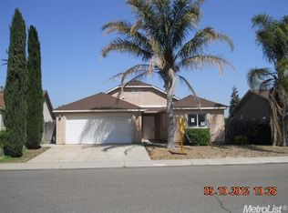 9729 Driftwood Ave, Delhi, CA 95315