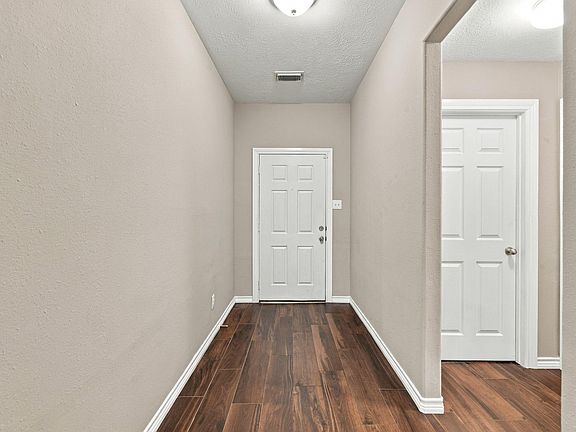 5th image of 6754 River Ridge Ln