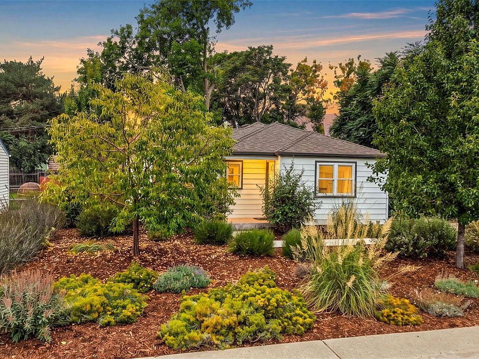 1st image of 4580 W Short Place