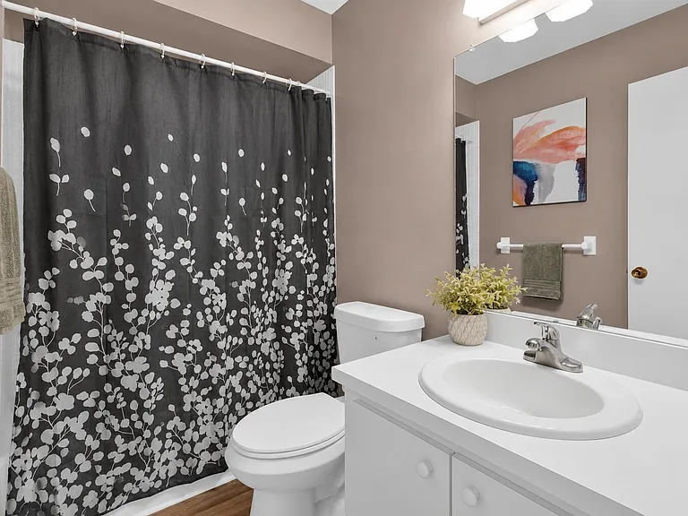 10000 Meridian Way N #15 — Photo 11