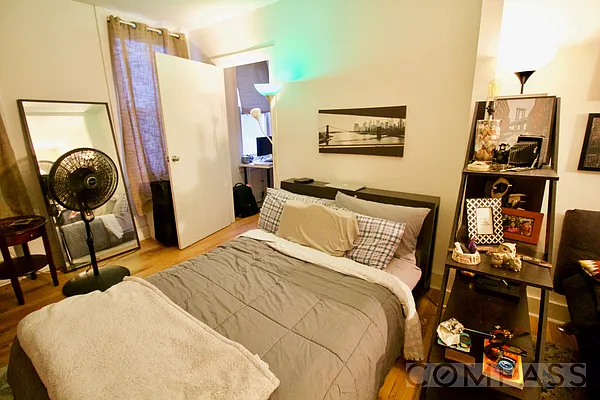 Rented by Compass | media 15