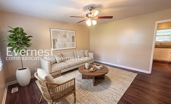 3 bed, 1.5 bath, 1025 sqft, $1,345 — Photo 2