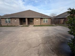 3819 Oldenburg Ln, College Station, TX 77845
