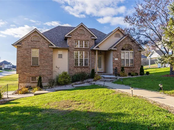 4913 Old Cape Rd E, Jackson, MO 63755
