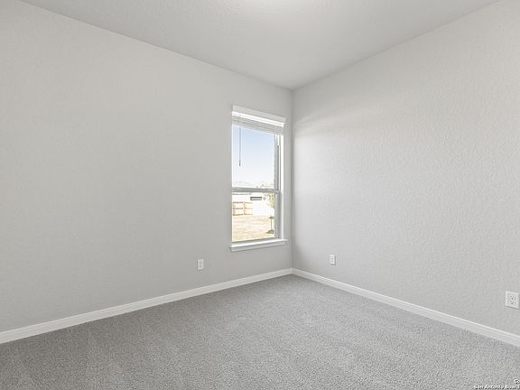 5th image of 29740 Slate Creek