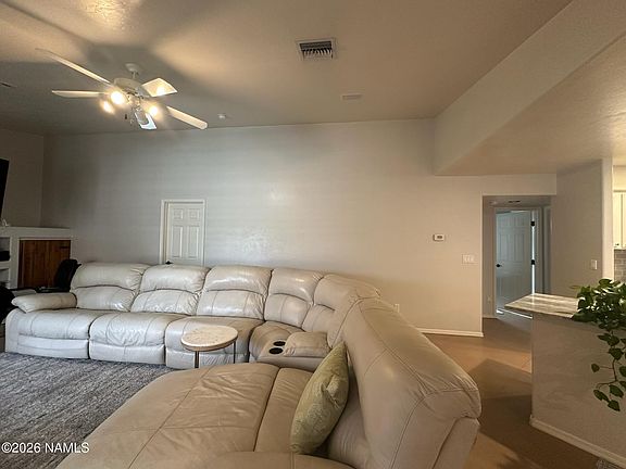 4th image of 1754 N Hayden Dr