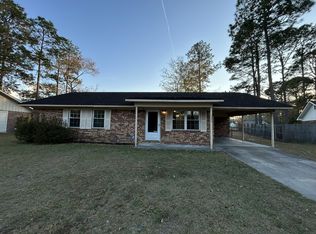 1021 White Cir, Hinesville, GA 31313