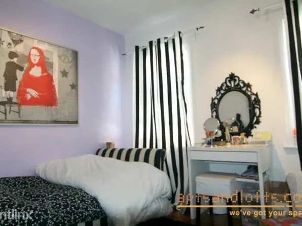 5055 45th St, Flushing, NY 11377