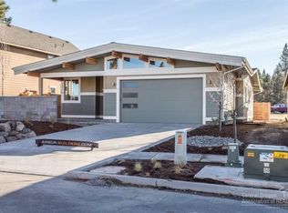 2242 NW Hill St, Bend, OR 97703