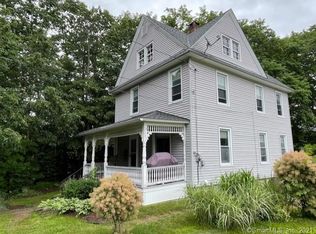 304 Walnut St, Winsted, CT 06098