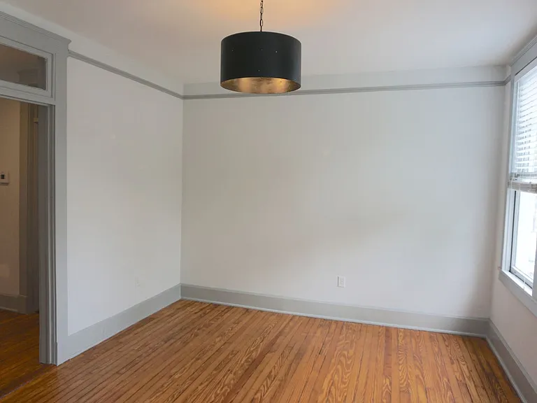 2411 Habersham Melrose — Photo 6