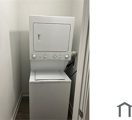 3rd image of 4536 W Jackson Blvd #1