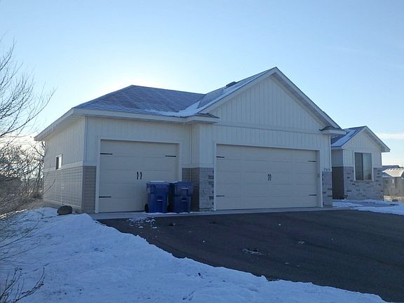 3rd image of 23078 Topaz St