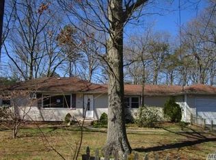 1000 N Ocean Ave, Medford, NY 11763
