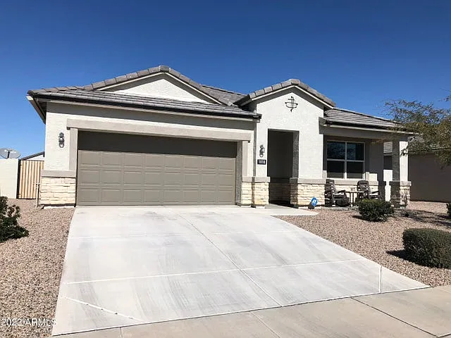 1818 W Pima Ave — Photo 1