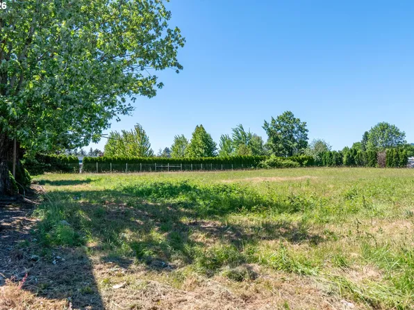 3200 E Haworth Ave, Newberg, OR 97132