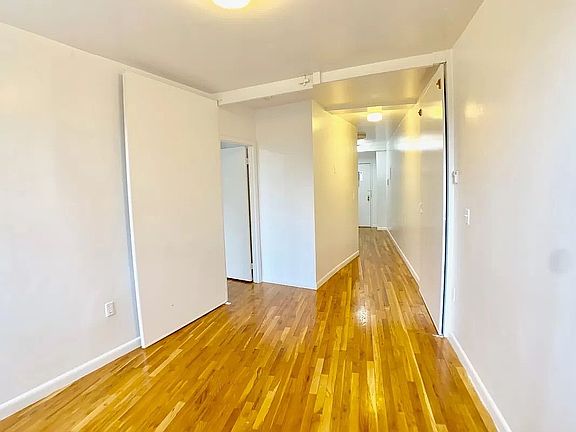2nd image of 37 1/2 Allen St #1A