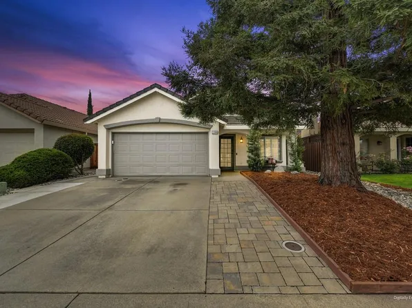 1208 Arbor Dr, Roseville, CA 95678
