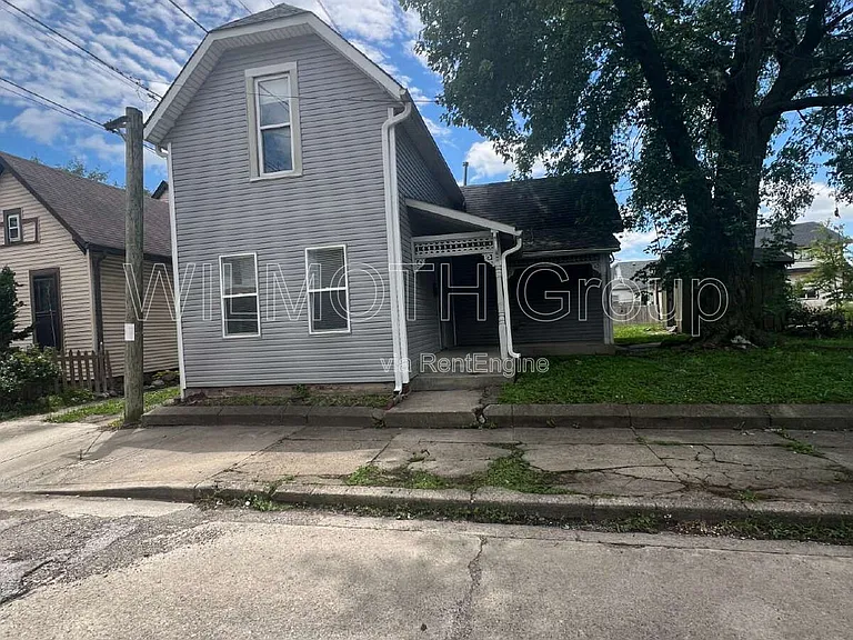 11 Iowa St — Photo 1