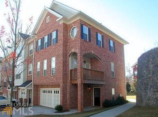 5549 Glenridge Park, Sandy Springs, GA 30342