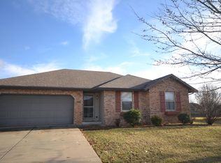 5808 N 11th Ave, Ozark, MO 65721