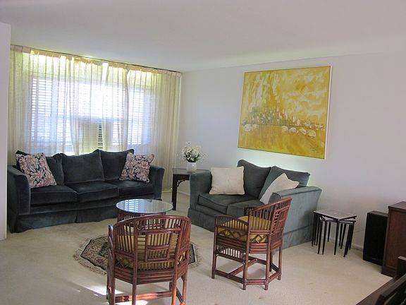 3rd image of 15-84 Bell Blvd #1