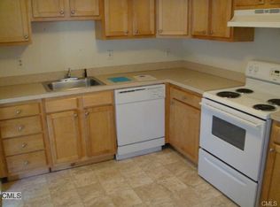 122 Heather Rdg #122, Shelton, CT 06484