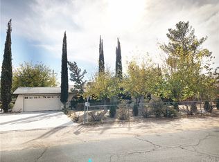 20565 Eyota Rd, Apple Valley, CA 92308