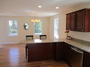 77 Greenough St, Haverhill, MA 01832