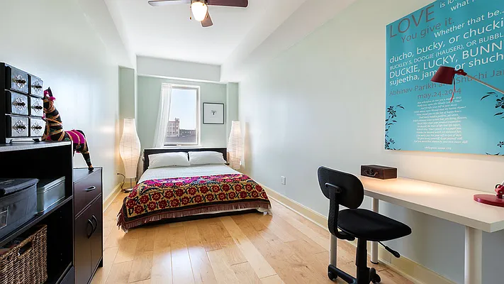 Sold by Garfield Realty  | media 16