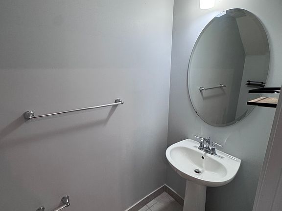 5th image of 10975 SW 233rd St