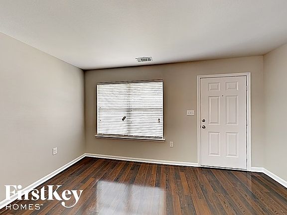 2nd image of 2900 Westbury Ct