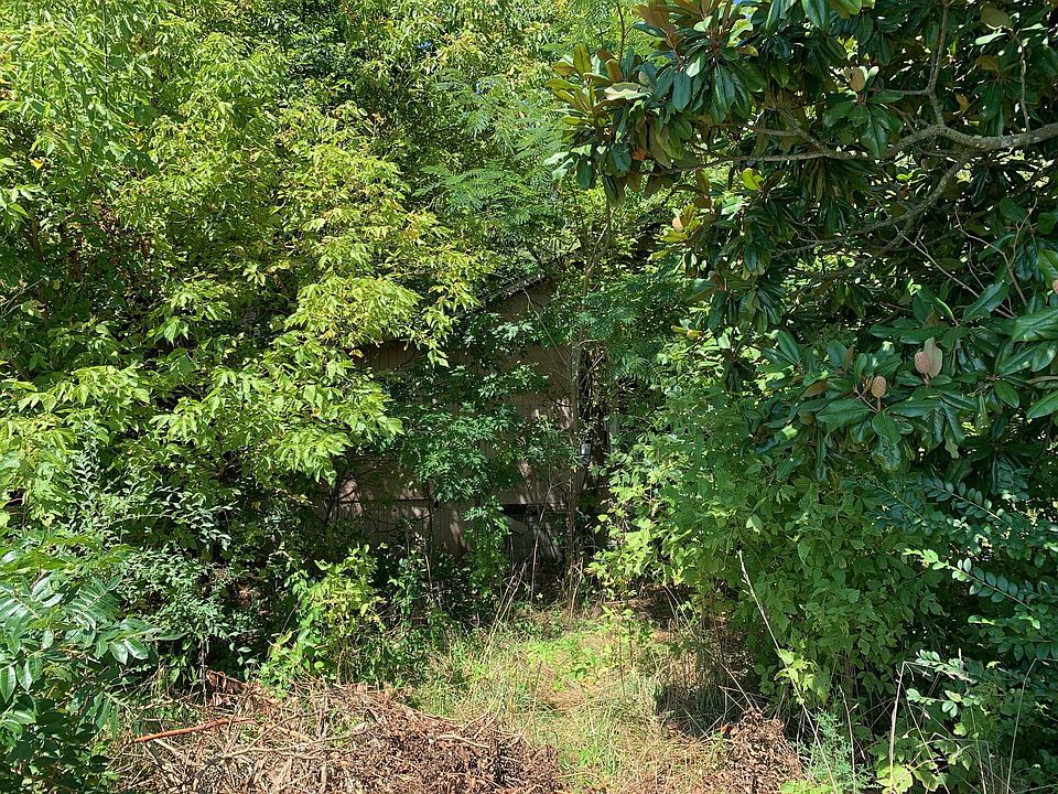 2nd image of 1620 State Highway 13