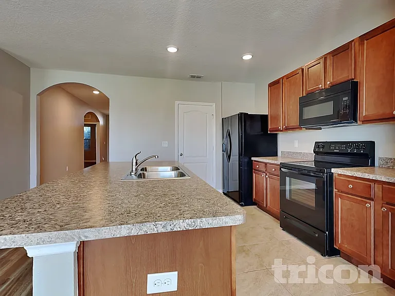 991 Summer Glen Dr — Photo 6