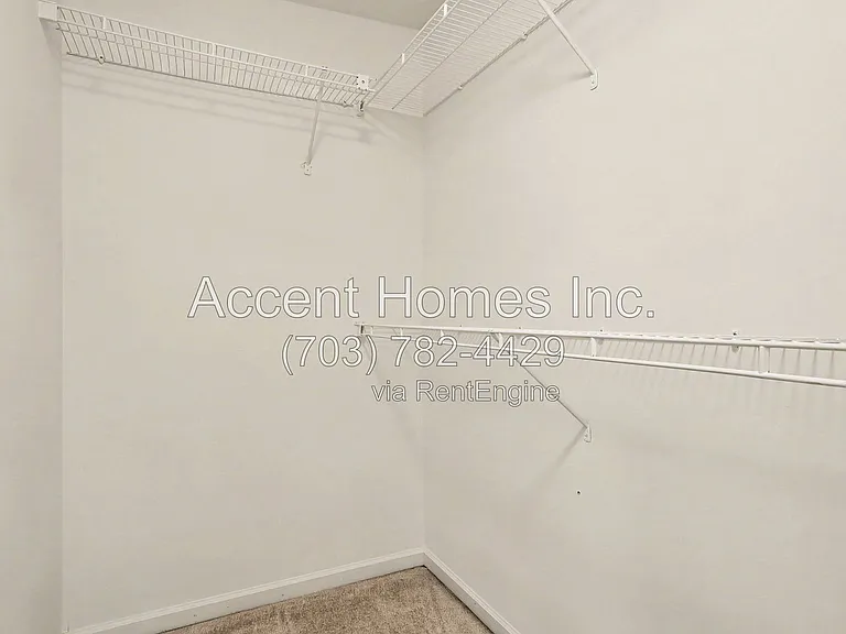 21217 Millwood Sq — Photo 27