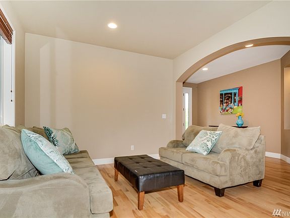 4th image of 34725 SE Bybee St