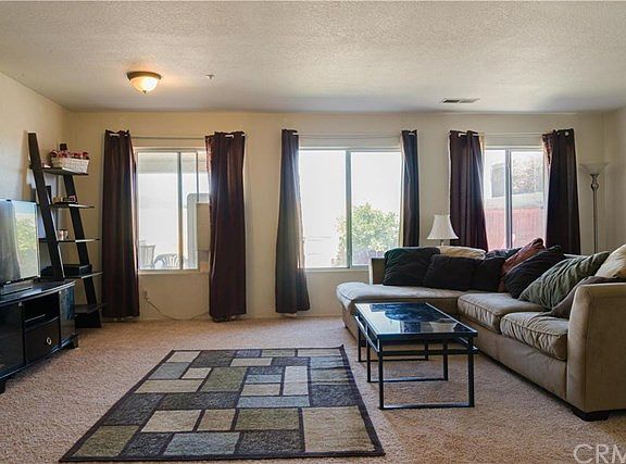 3rd image of 17058 Via De Anza
