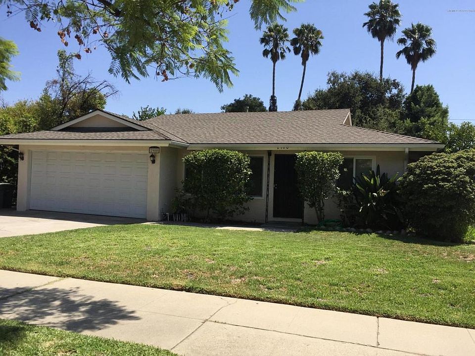 1st image of 2900 Paloma St
