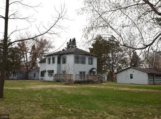 245 5th St SE, Milaca, MN 56353