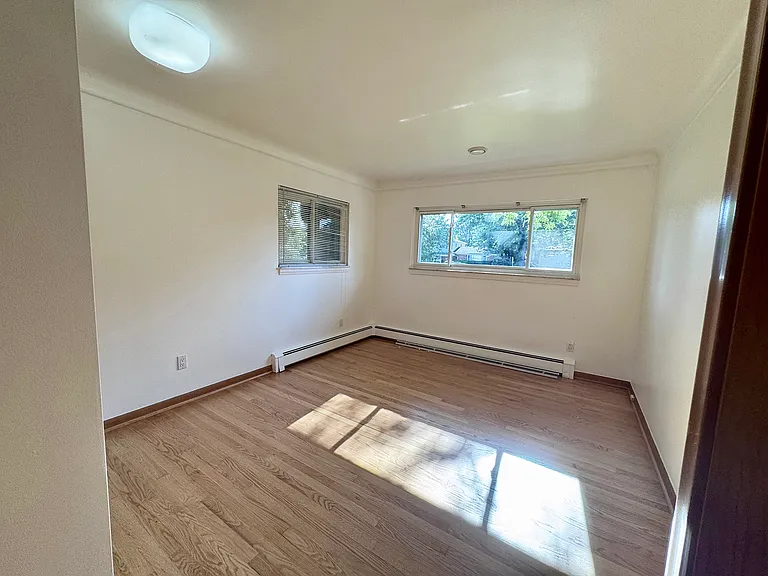 17 Avonwood Blvd — Photo 27